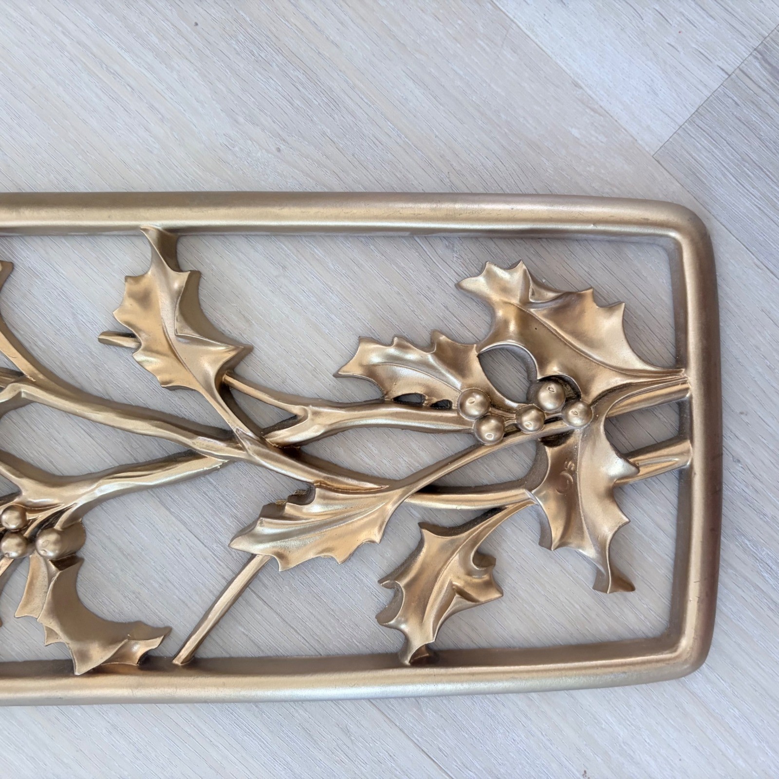 Vintage seasons Syroco Gold Wall Plaques Set of 2 Dogwood Holly Floral MCM 20×6